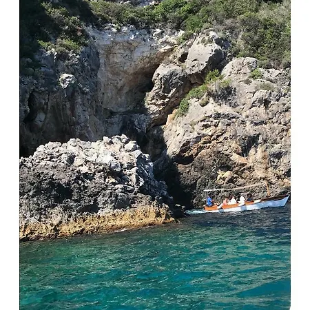 Ampelaki 2 * Paleokastritsa