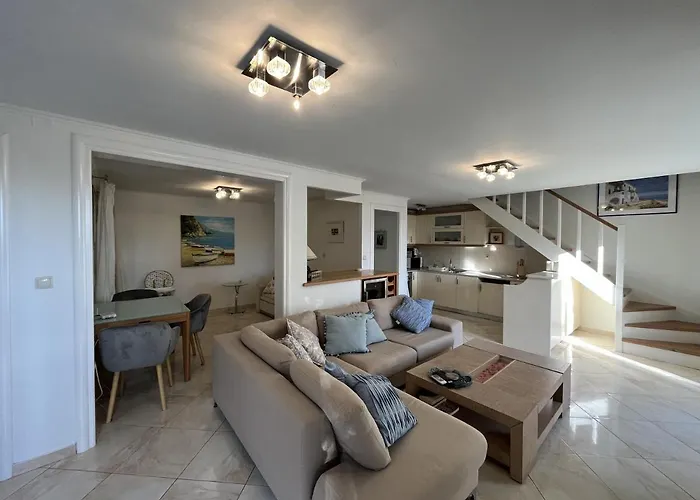 Ferienhaus Ampelaki 2 *